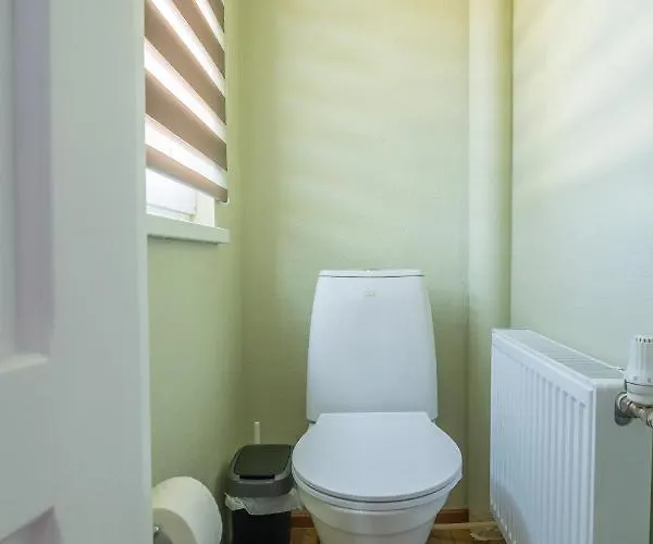 Дом отдыха Manni's House With Garden & Playground