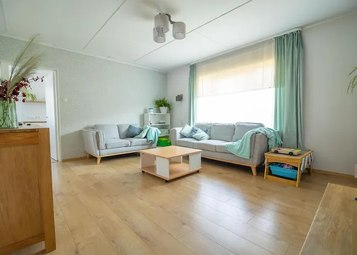 Дом отдыха Manni's House With Garden & Playground *