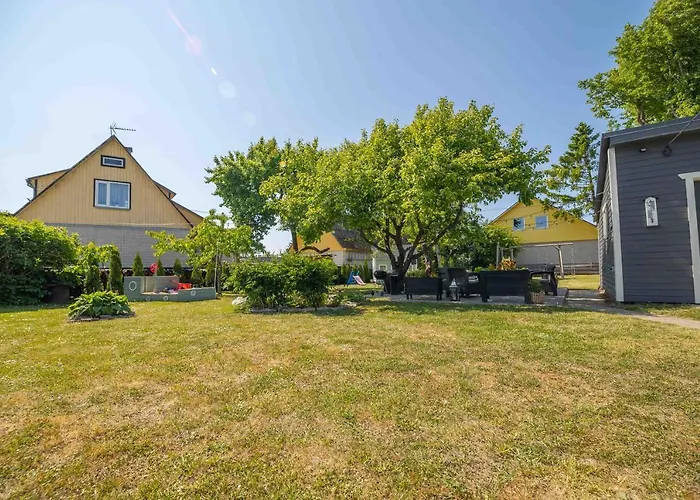 Holiday home Manni's House With Garden & Playground *